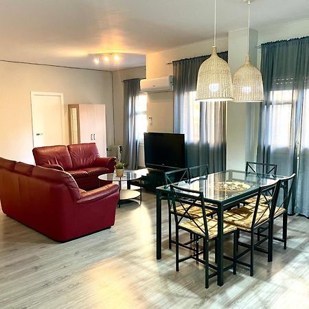 Apartamento Ideal Барселона Екстериор снимка
