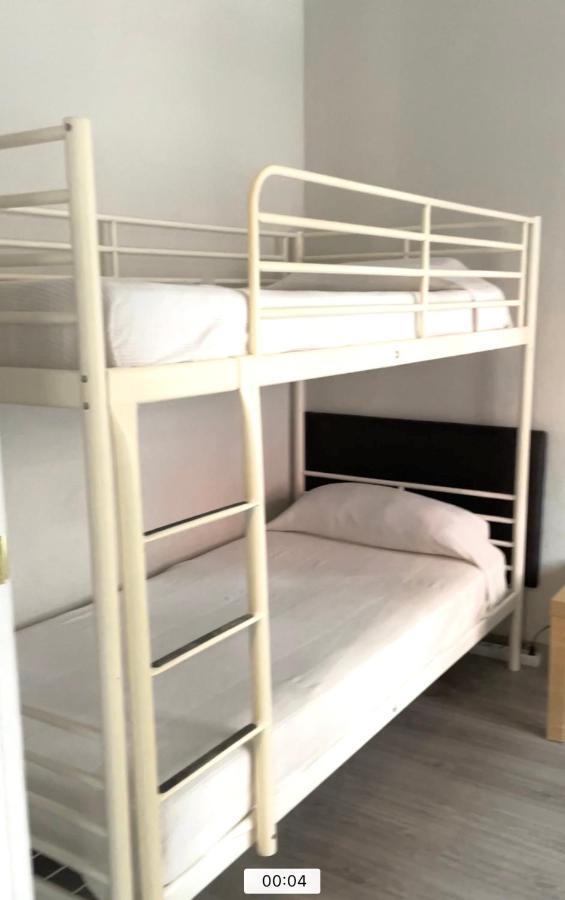 Apartamento Ideal Барселона Екстериор снимка