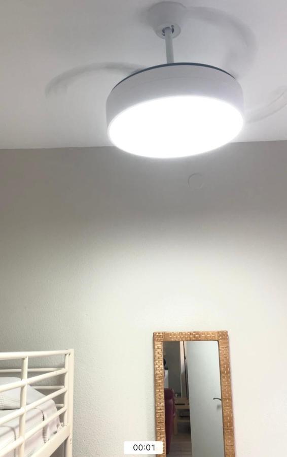 Apartamento Ideal Барселона Екстериор снимка